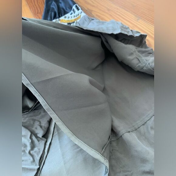 Bebe Dress - Picture 4 of 10